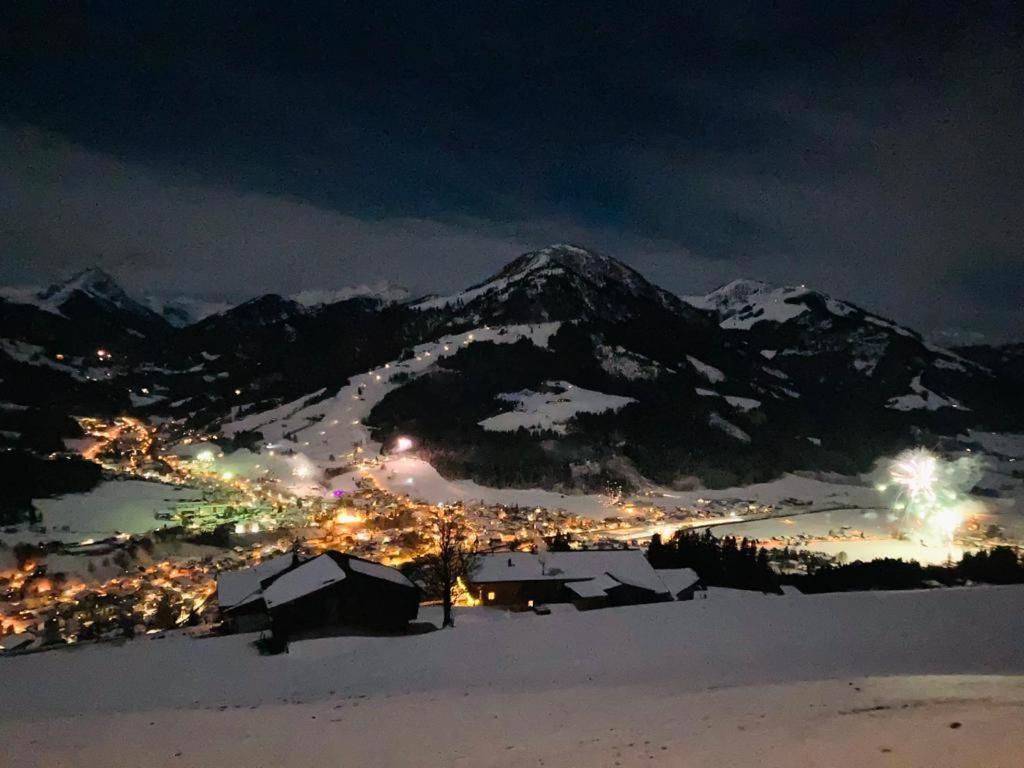 Ferienwohnung Brixental Kirchberg in Tirol Esterno foto